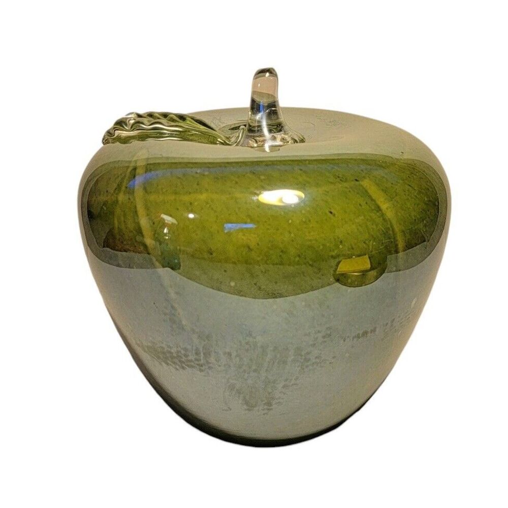 Large Art Glass Apple Green Vintage Excellent Collectible Hand Blown Studio 7"